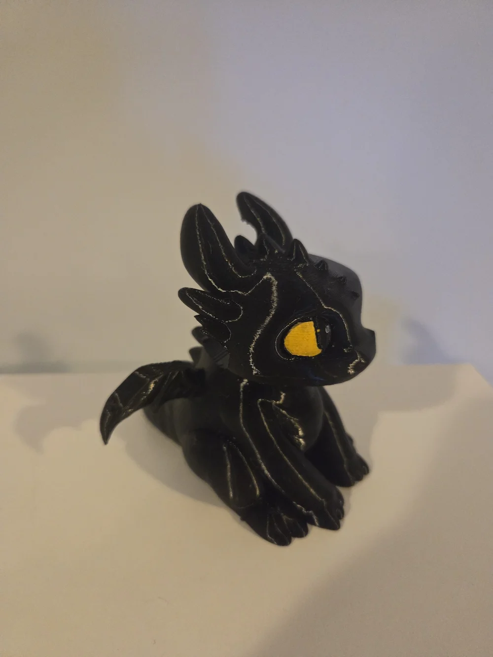 Black Dragon Controller Stand with Yellow Eyes